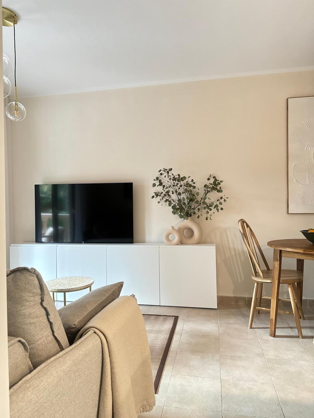 Tiny Mallorca Apartment *